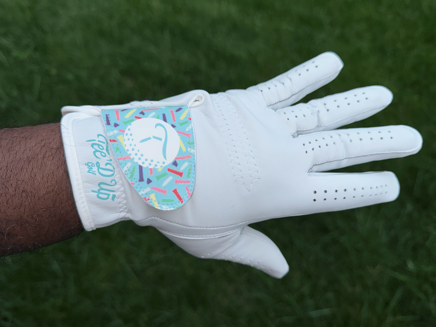 Tee box Glove - White
